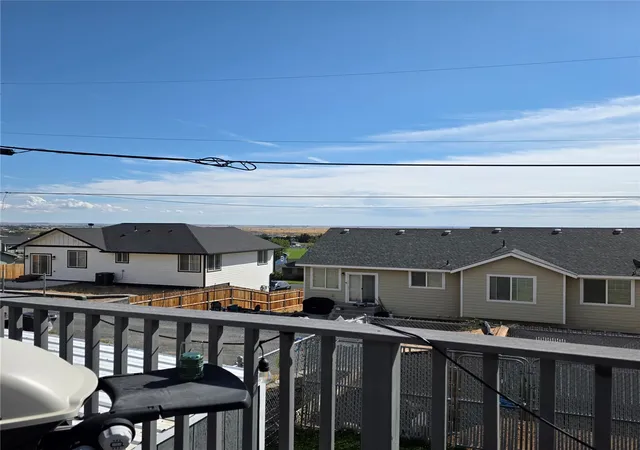 Photo 2 of Single family home for sale at 416 Patrick Rd, Ephrata, WA 98823 | MLS# NWM2554431 | Listing updated on 2026-09-25