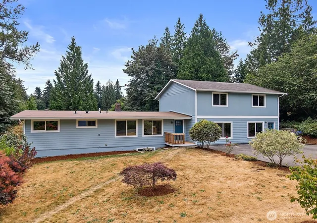 Photo 2 of Single family home for sale at 19019 Se 164th Street, Renton, WA 98058 | MLS# NWM2554439 | Listing updated on 2026-10-08