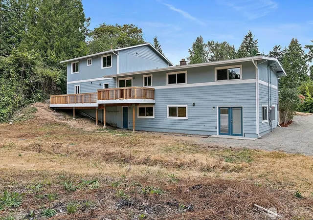 Photo 3 of Single family home for sale at 19019 SE 164th Street, Renton, WA 98058 | MLS# NWM2554439 | Listing updated on 2026-10-08