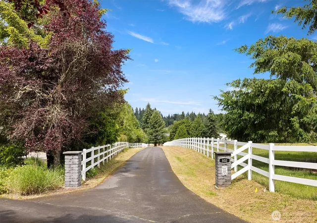 Photo 3 of Sale Pending at 802 Nw 297th Circle, Ridgefield, WA 98642 | MLS# NWM2554475 | Listing updated on 2026-08-07