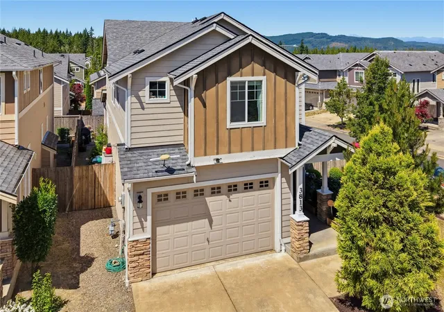 Photo 1 of Sale Pending at 3813 Discovery Ave Sw, Bremerton, WA 98312 | MLS# NWM2554488 | Listing updated on 2026-09-29