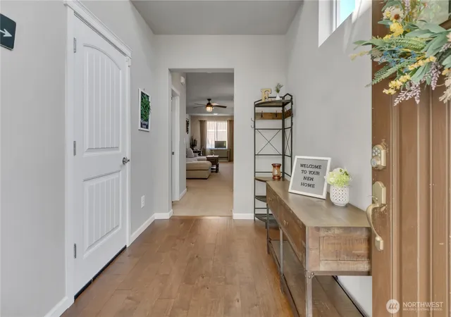 Photo 4 of Sale Pending at 3813 Discovery Ave SW, Bremerton, WA 98312 | MLS# NWM2554488 | Listing updated on 2026-09-29