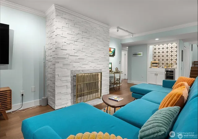 Photo 3 of Contingent at 1524 Ne 140th Street #D2, Seattle, WA 98125 | MLS# NWM2554495 | Listing updated on 2026-09-22