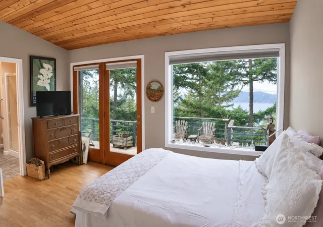 Photo 3 of Sale Pending at 561 Discovery Way, Eastsound, WA 98245 | MLS# NWM2554509 | Listing updated on 2026-09-25