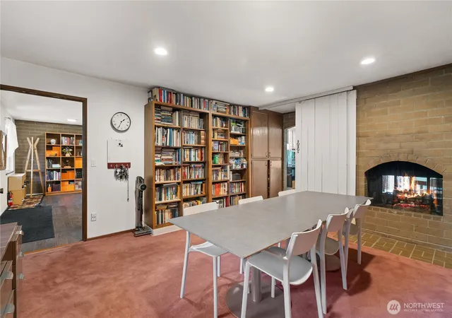 Photo 4 of Single family home for sale at 16058 36th Avenue NE, Lake Forest Park, WA 98155 | MLS# NWM2554511 | Listing updated on 2026-09-22