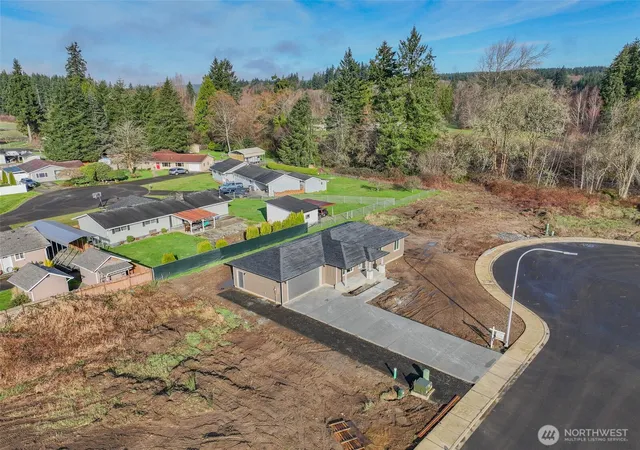 Photo 4 of Single family home for sale at 3 Hobble Crk St, Elma, WA 98541 | MLS# NWM2554514 | Listing updated on 2026-09-22