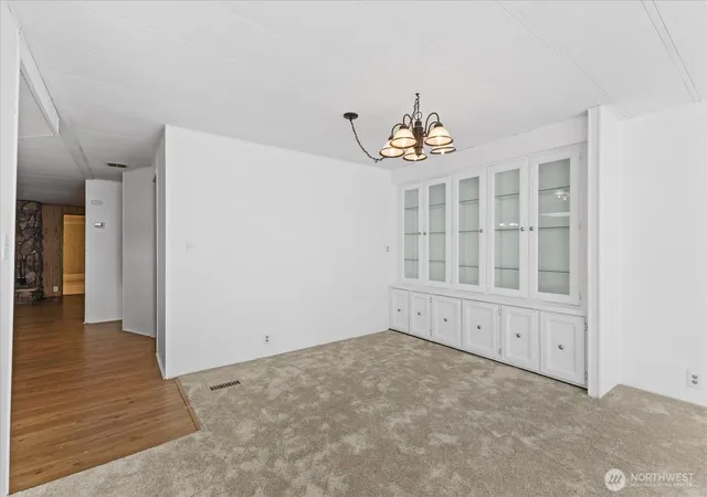 Photo 4 of Manufactured home for sale at 620 112th Street SE #333, Everett, WA 98208 | MLS# NWM2554600 | Listing updated on 2026-09-23