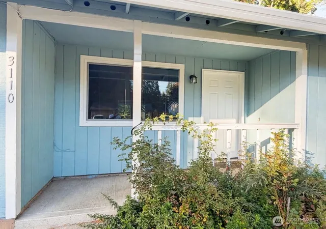 Photo 2 of Single family home for sale at 3110 Chelsea Ct NW, Olympia, WA 98502 | MLS# NWM2554610 | Listing updated on 2026-10-08