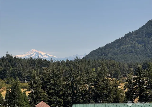 Photo 3 of Single family home for sale at 41 Mountain View, Eastsound, WA 98245 | MLS# NWM2554627 | Listing updated on 2026-09-22