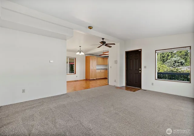 Photo 3 of Manufactured home for sale at 3501 Auburn Way S #21, Auburn, WA 98092 | MLS# NWM2554633 | Listing updated on 2026-09-24