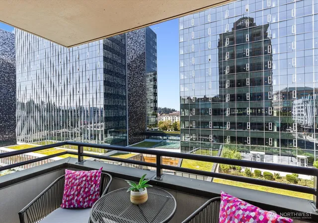 Photo 1 of Sale Pending at 177 107th Avenue Ne #816, Bellevue, WA 98004 | MLS# NWM2554646 | Listing updated on 2026-09-29
