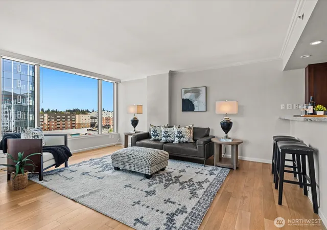 Photo 3 of Sale Pending at 177 107th Avenue Ne #816, Bellevue, WA 98004 | MLS# NWM2554646 | Listing updated on 2026-09-29