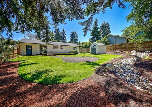 Photo 3 of Single family home for sale at 6726 NE Whidbey Dr, Hansville, WA 98340 | MLS# NWM2554691 | Listing updated on 2026-09-22