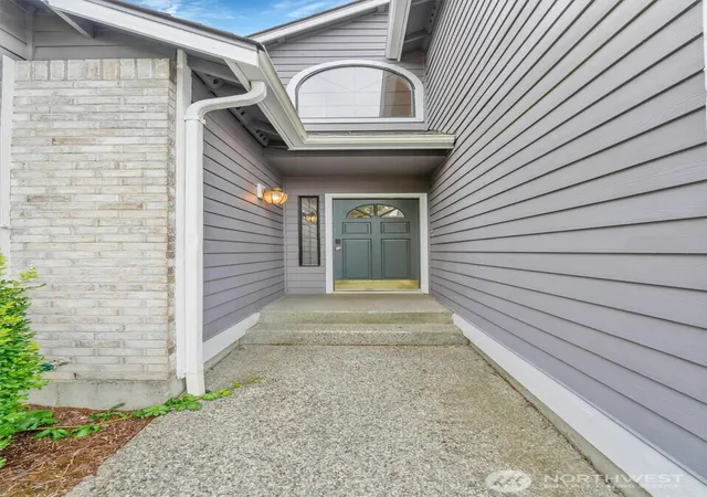 Photo 3 of Single family home for sale at 205 Spring Pl, Enumclaw, WA 98022 | MLS# NWM2554766 | Listing updated on 2026-09-30
