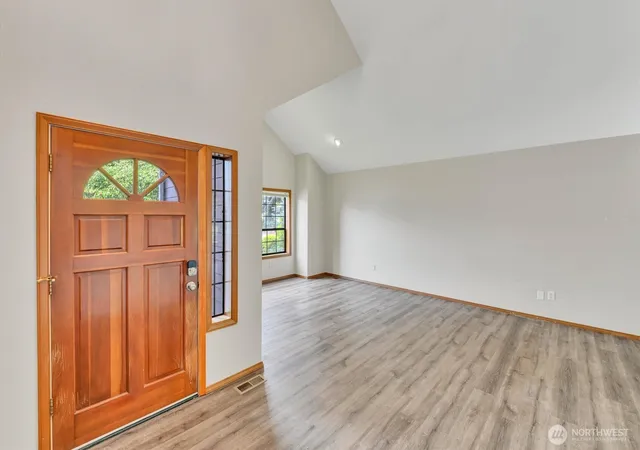 Photo 4 of Single family home for sale at 205 Spring Pl, Enumclaw, WA 98022 | MLS# NWM2554766 | Listing updated on 2026-09-30
