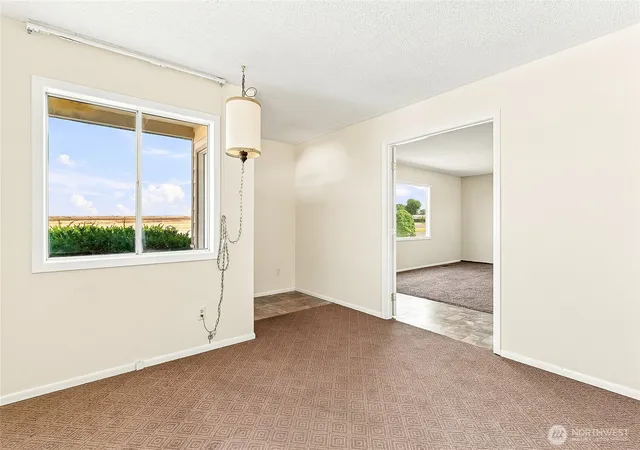 Photo 3 of Single family home for sale at 2714 Melrose St, Walla Walla, WA 99362 | MLS# NWM2554775 | Listing updated on 2026-09-22