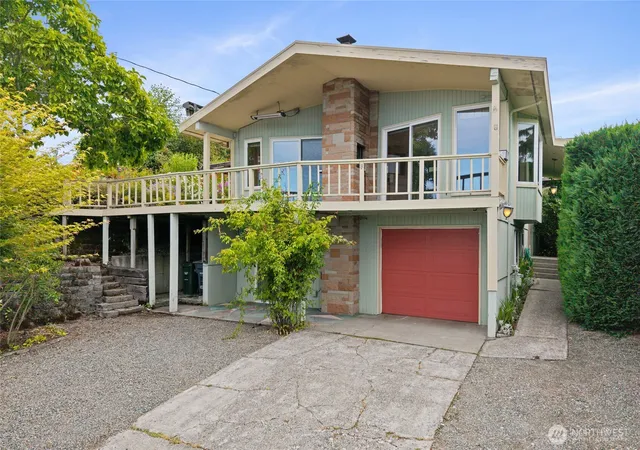 Photo 2 of Single family home for sale at 6107 Hawthorne Ter Ne, Tacoma, WA 98422 | MLS# NWM2554779 | Listing updated on 2026-09-22