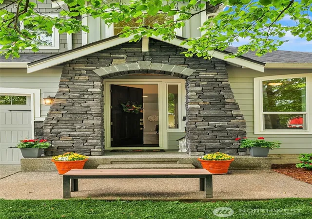 Photo 4 of Single family home for sale at 13041 56th Avenue S, Tukwila, WA 98178 | MLS# NWM2554803 | Listing updated on 2026-10-01