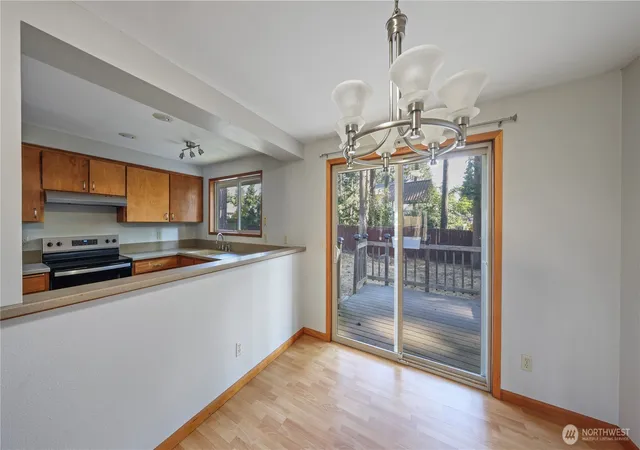 Photo 4 of Sale Pending at 368 NW Columbia Dr, Oak Harbor, WA 98277 | MLS# NWM2554823 | Listing updated on 2026-09-02