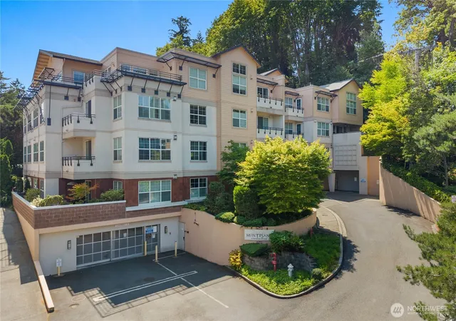 Condo for sale at 7549 SE 29th Street #103, Mercer Island, WA 98040 | MLS# NWM2554831