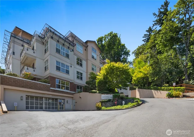 Photo 2 of Condo for sale at 7549 Se 29th Street #103, Mercer Island, WA 98040 | MLS# NWM2554831 | Listing updated on 2026-10-01