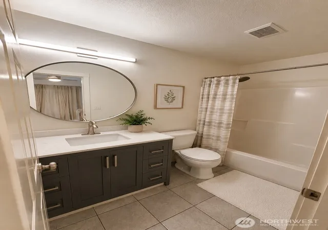 Photo 3 of Townhouse for sale at 7214 Ne 182nd Street #3, Kenmore, WA 98028 | MLS# NWM2554834 | Listing updated on 2026-09-22