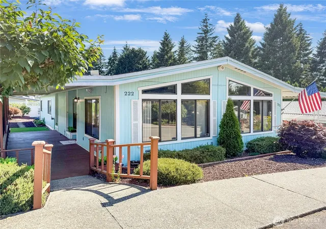 Photo 2 of Manufactured home for sale at 2500 S 370th Street #222, Federal Way, WA 98003 | MLS# NWM2554849 | Listing updated on 2026-09-30