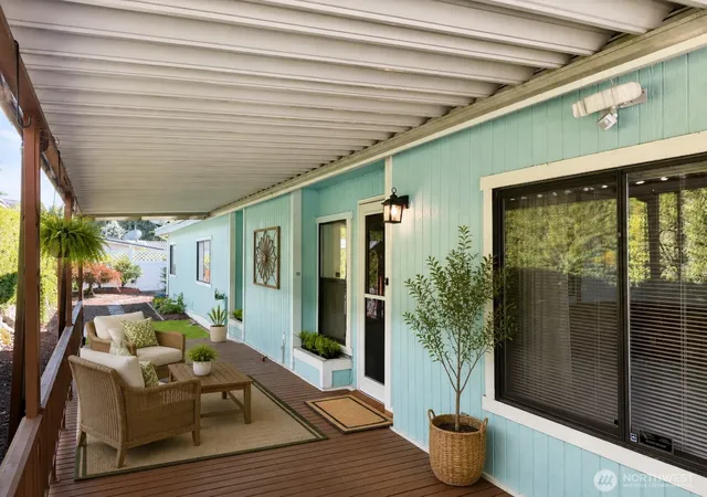 Photo 3 of Manufactured home for sale at 2500 S 370th Street #222, Federal Way, WA 98003 | MLS# NWM2554849 | Listing updated on 2026-09-30
