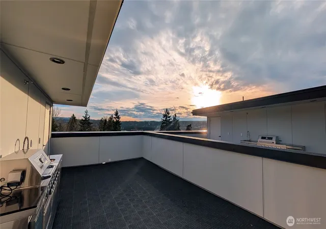 Photo 2 of Townhouse for sale at 8923 166th Avenue Ne #104, Redmond, WA 98052 | MLS# NWM2554855 | Listing updated on 2026-09-30