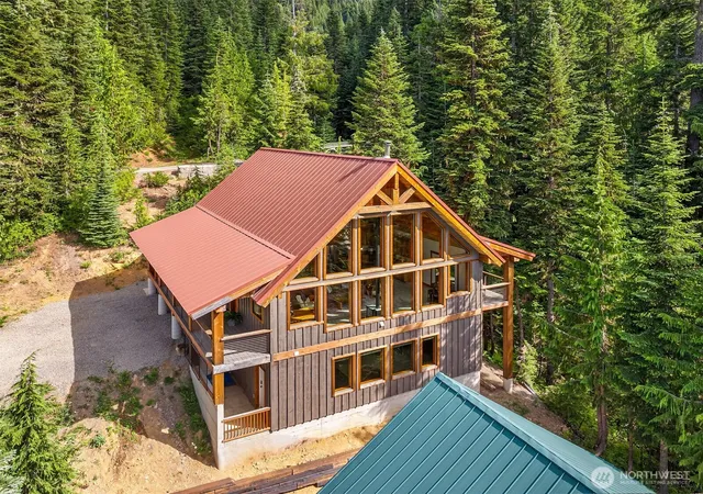 Photo 2 of Single family home for sale at 101 Gold Hl Rd E, Enumclaw, WA 98022 | MLS# NWM2554877 | Listing updated on 2026-09-22