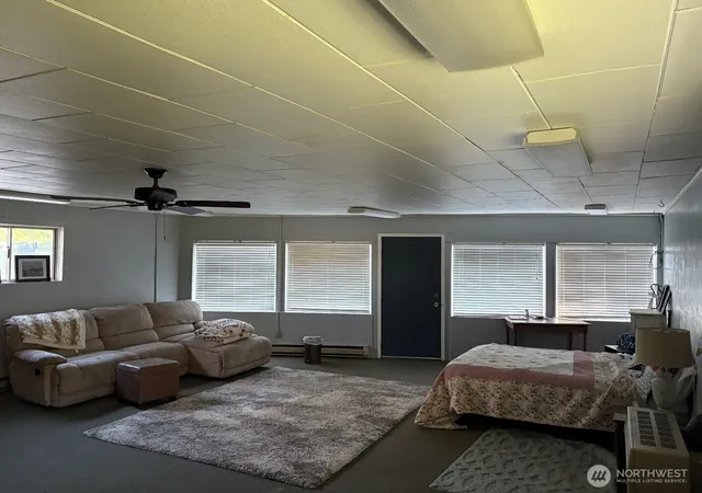 Photo 4 of Single family home for sale at 4984 Highway 25 S, Hunters, WA 99137 | MLS# NWM2554890 | Listing updated on 2026-09-22