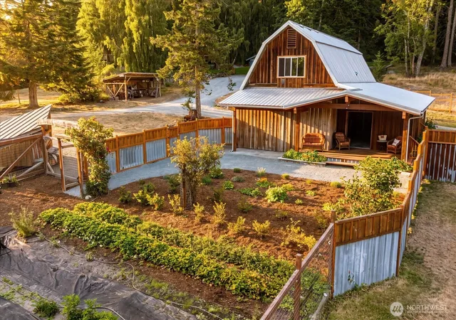 Photo 3 of Single family home for sale at 550 Wanamaker, Coupeville, WA 98239 | MLS# NWM2554926 | Listing updated on 2026-09-22