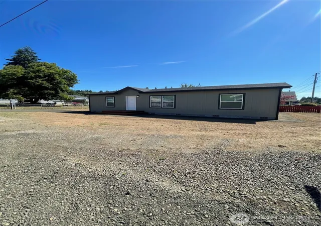 Photo 1 of Manufactured home for sale at 1603 Park Ave, Raymond, WA 98577 | MLS# NWM2554940 | Listing updated on 2026-09-22