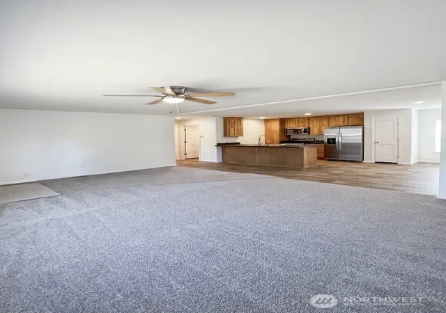 Photo 3 of Manufactured home for sale at 1603 Park Ave, Raymond, WA 98577 | MLS# NWM2554940 | Listing updated on 2026-09-22
