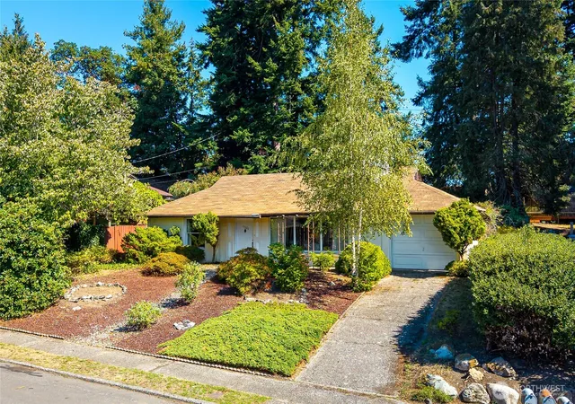 Photo 1 of Single family home for sale at 15326 Stone Ave N, Shoreline, WA 98133 | MLS# NWM2554953 | Listing updated on 2026-10-01