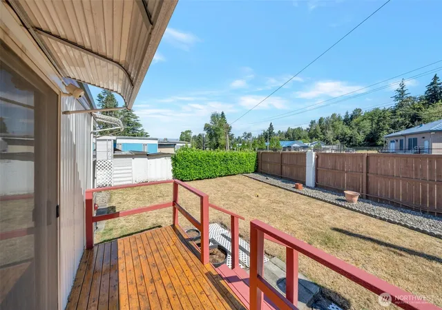 Photo 3 of Manufactured home for sale at 2302 R St SE #54, Auburn, WA 98002 | MLS# NWM2554965 | Listing updated on 2026-09-22
