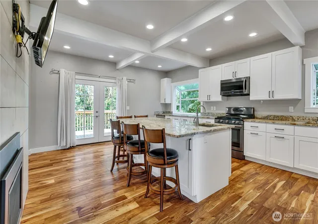 Photo 2 of Single family home for sale at 10610 Se 325th Place, Auburn, WA 98092 | MLS# NWM2554972 | Listing updated on 2026-09-29