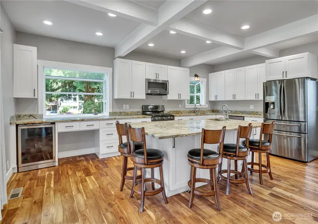 Photo 3 of Single family home for sale at 10610 Se 325th Place, Auburn, WA 98092 | MLS# NWM2554972 | Listing updated on 2026-09-29
