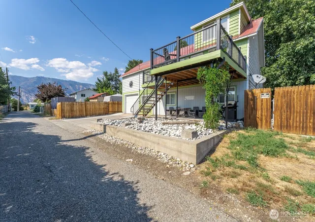 Photo 2 of Multi family home for sale at 703 Boetzkes Ave, Manson, WA 98831 | MLS# NWM2554973 | Listing updated on 2026-09-22