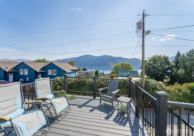 Photo 4 of Multi family home for sale at 703 Boetzkes Ave, Manson, WA 98831 | MLS# NWM2554973 | Listing updated on 2026-09-22