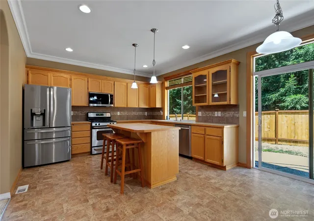 Photo 4 of Sale Pending at 20617 193rd Avenue Ct E, Orting, WA 98360 | MLS# NWM2554978 | Listing updated on 2026-08-13