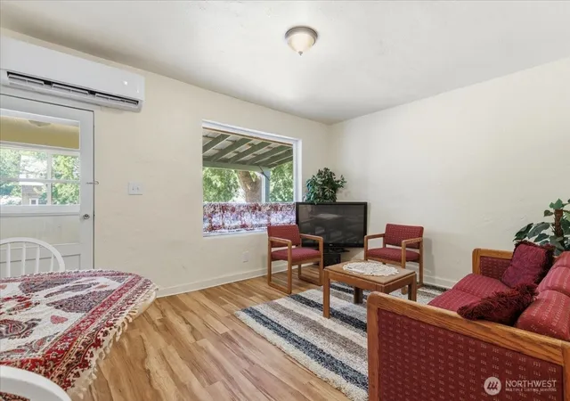 Photo 4 of Single family home for sale at 214 A St, Grand Coulee, WA 99133 | MLS# NWM2554999 | Listing updated on 2026-09-22