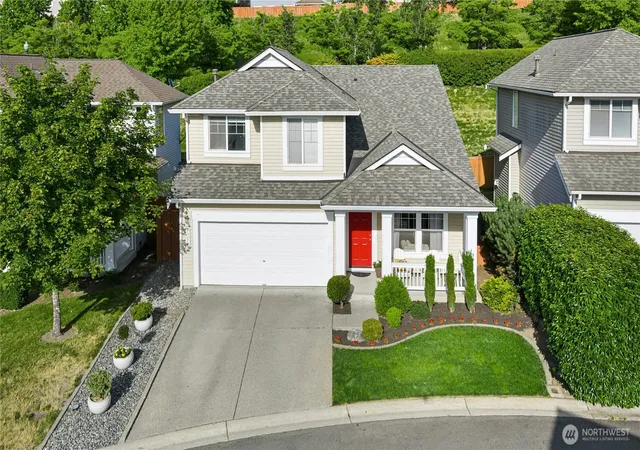 Photo 2 of Single family home for sale at 13517 69th Avenue Se, Snohomish, WA 98296 | MLS# NWM2555017 | Listing updated on 2026-09-22