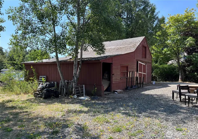 Photo 3 of Sale Pending at 1308 104th Street E, Tacoma, WA 98445 | MLS# NWM2555030 | Listing updated on 2026-09-24