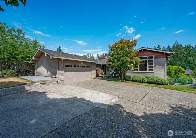 Photo 2 of Single family home for sale at 17236 Ne 6th Place, Bellevue, WA 98008 | MLS# NWM2555115 | Listing updated on 2026-09-22