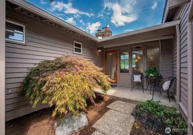 Photo 3 of Single family home for sale at 17236 Ne 6th Place, Bellevue, WA 98008 | MLS# NWM2555115 | Listing updated on 2026-09-22
