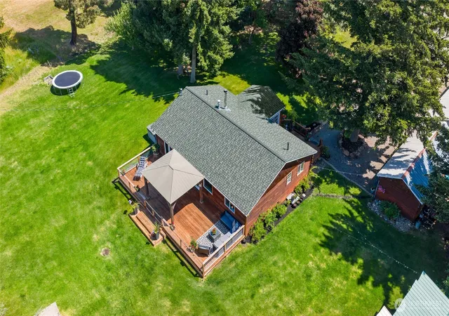 Photo 3 of Single family home for sale at 2431 Sr 970 Hwy, Cle Elum, WA 98922 | MLS# NWM2555123 | Listing updated on 2026-09-22