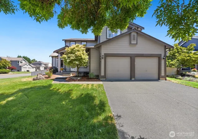 Photo 1 of Single family home for sale at 1959 Highpoint St, Enumclaw, WA 98022 | MLS# NWM2555124 | Listing updated on 2026-10-01