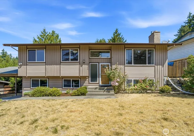 Photo 1 of Sale Pending at 12714 Se 190th Place, Renton, WA 98058 | MLS# NWM2555131 | Listing updated on 2026-09-22
