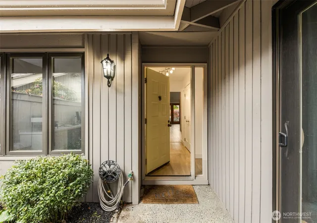 Photo 3 of Townhouse for sale at 14226 Ne 2nd Place #65, Bellevue, WA 98007 | MLS# NWM2555143 | Listing updated on 2026-09-22